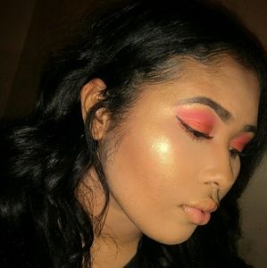 Meet your Posher, Maja